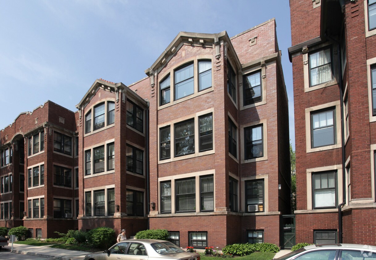 Foto principal - 5418-5420 S East View Park