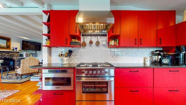 Foto del edificio - 3 br, 2 bath House - 145 GLENFORD WITTENBE...