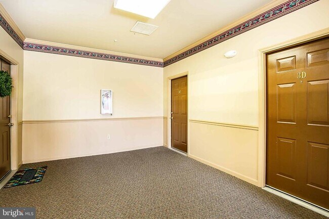 Foto del edificio - 8202 Blue Heron Dr