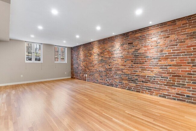 Foto del edificio - 103 Charter St