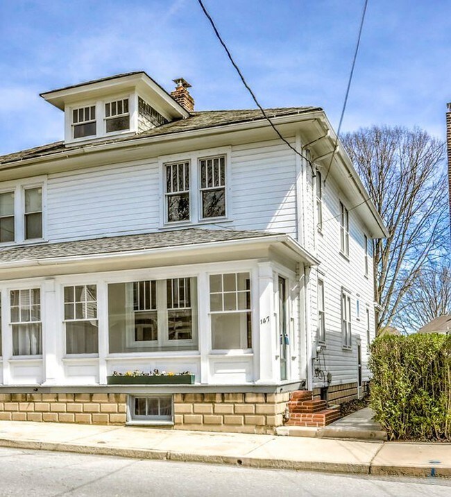 Building Photo - 3 br, 2 bath House - 147 NEW HAVEN STREET