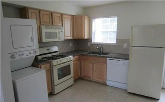 Building Photo - 13561 Princedale Dr