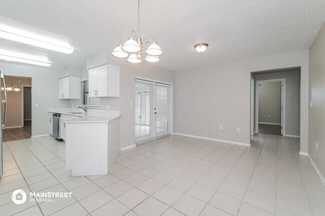 Building Photo - 639 MIDIRON DR, POINCIANA, FL 34759