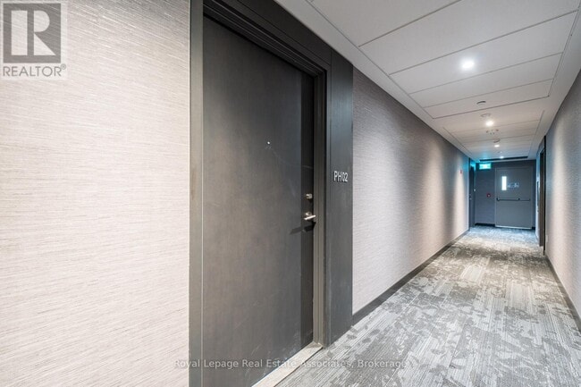 Photo du bâtiment - 3005 Pine Glen Rd