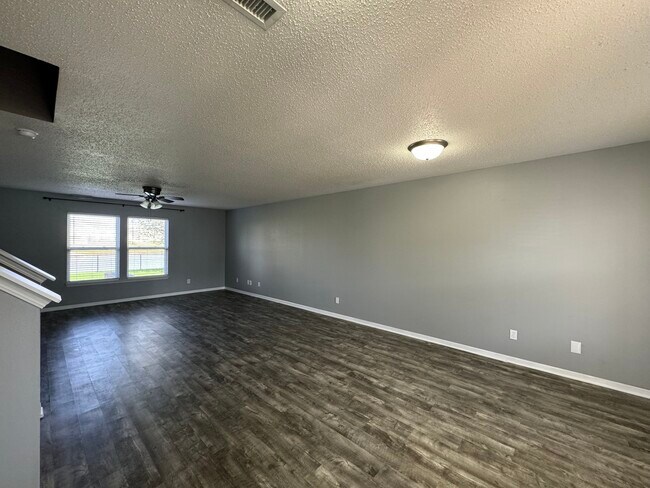 Building Photo - 5508 Floating Leaf Dr