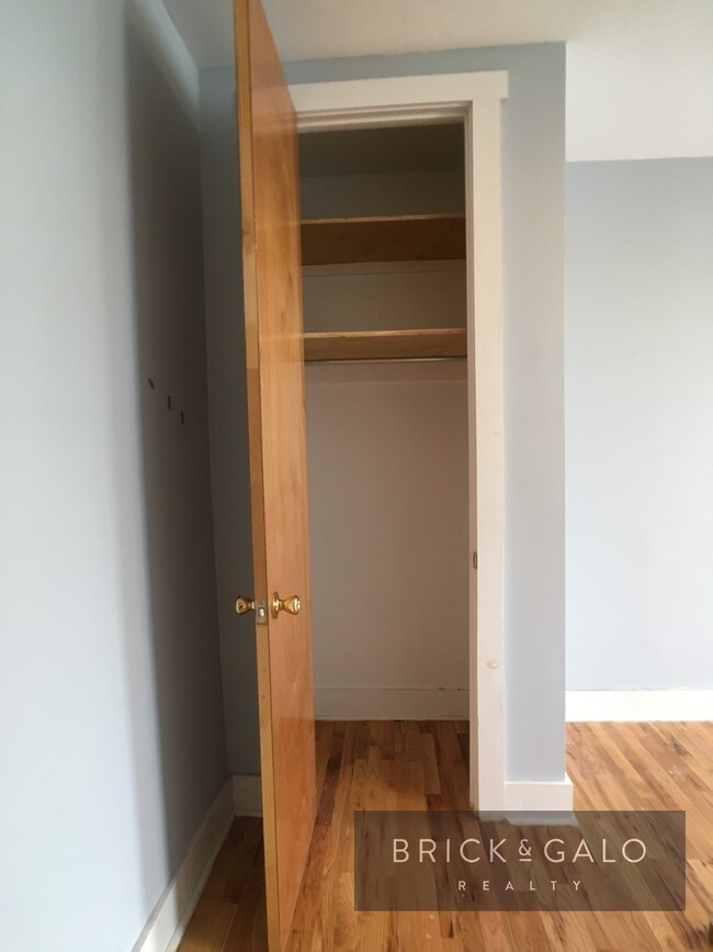 Foto del edificio - 292 Midwood St