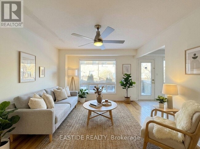 Building Photo - 24 Revelstoke Crescent