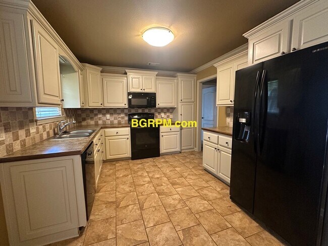 Foto del edificio - 3 Bd, 2 BA, Home in Ward