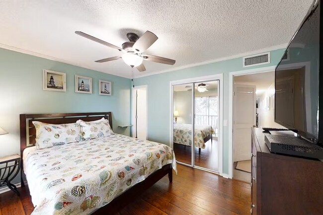 Foto del edificio - 107 Toby Ct