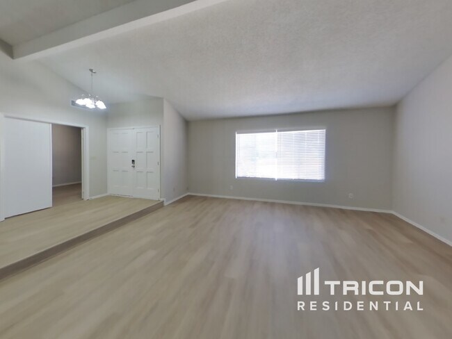 Foto del edificio - 3629 W Kelton Ln