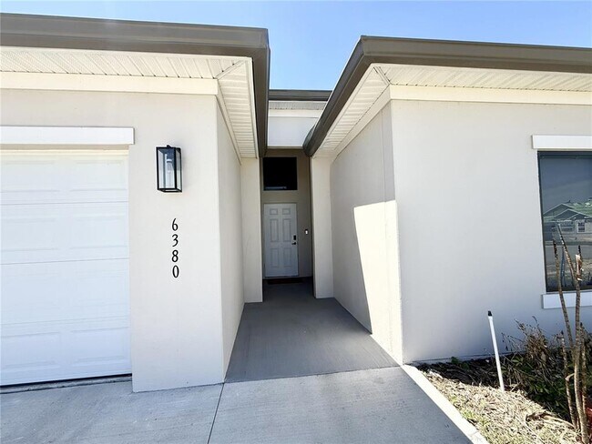 Building Photo - 6380 Chorus Dr