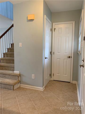 Foto del edificio - 9336 Kings Falls Dr