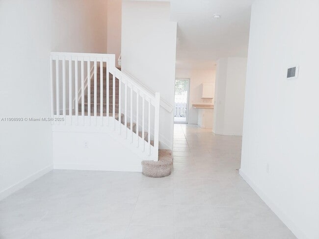 Foto del edificio - 1363 NW 208th Terrace