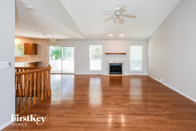 Building Photo - 1099 Reddington Timbers Dr