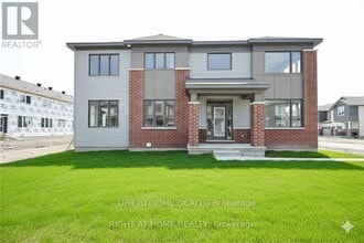 Building Photo - 201 Billrian Cres