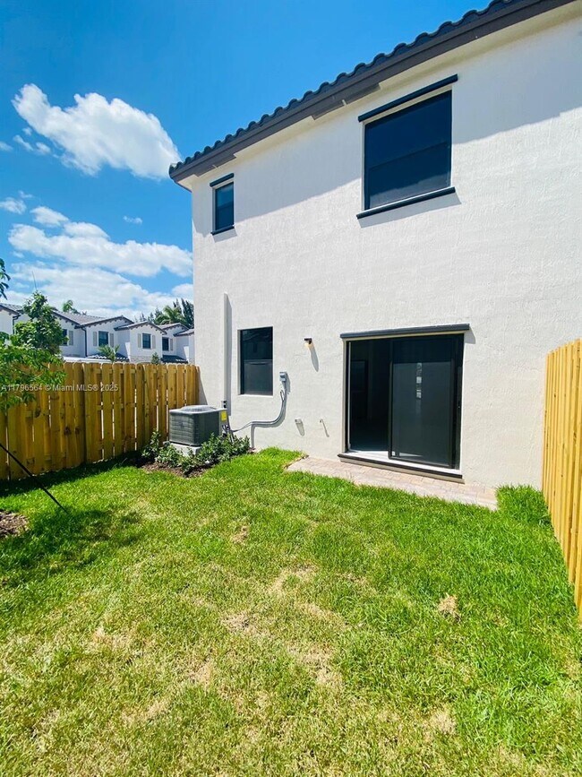 Foto del edificio - 11976 SW 244 Ln