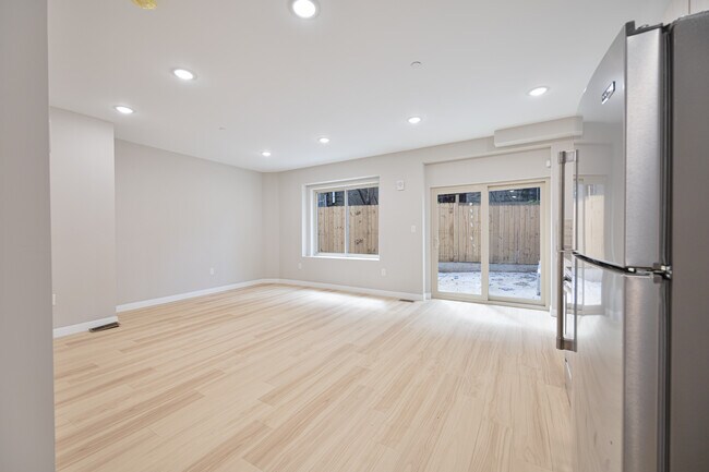 Foto del edificio - 616 N 40th St