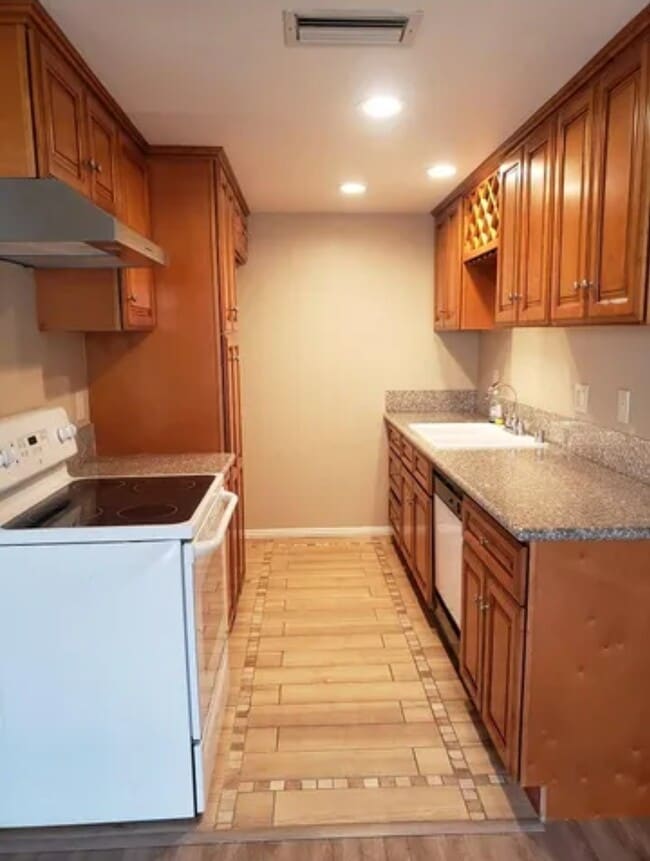 Foto del edificio - 23430 Sunset Crossing Rd