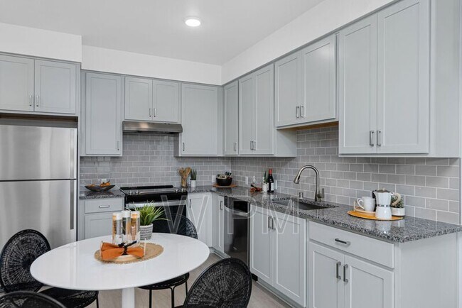 Foto del edificio - 129 Dana Carlton Ln