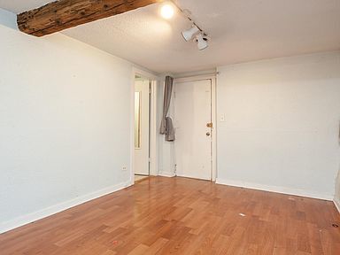 Building Photo - 2052 N Dayton St