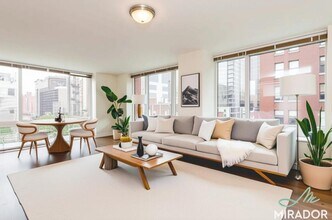 Building Photo - 60 W 23 St