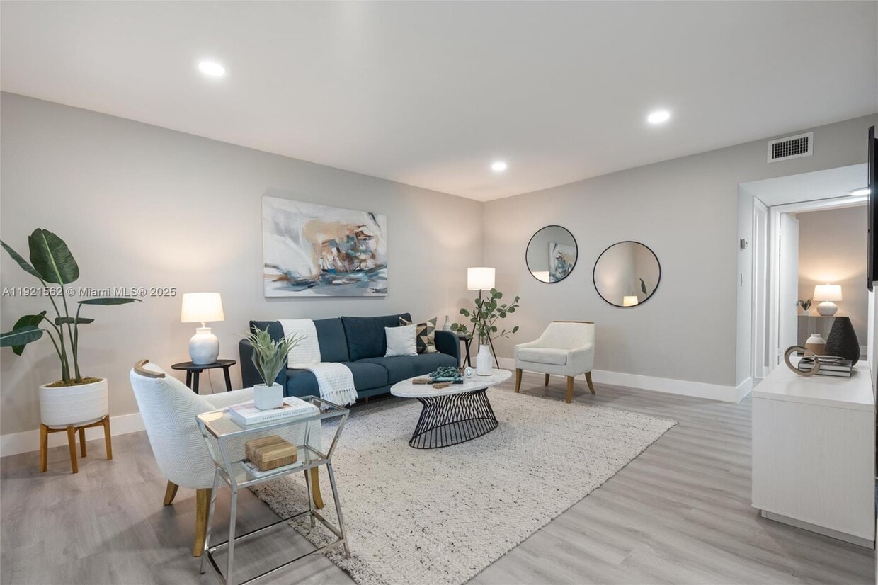 Foto principal - 1350 NE 5th Terrace