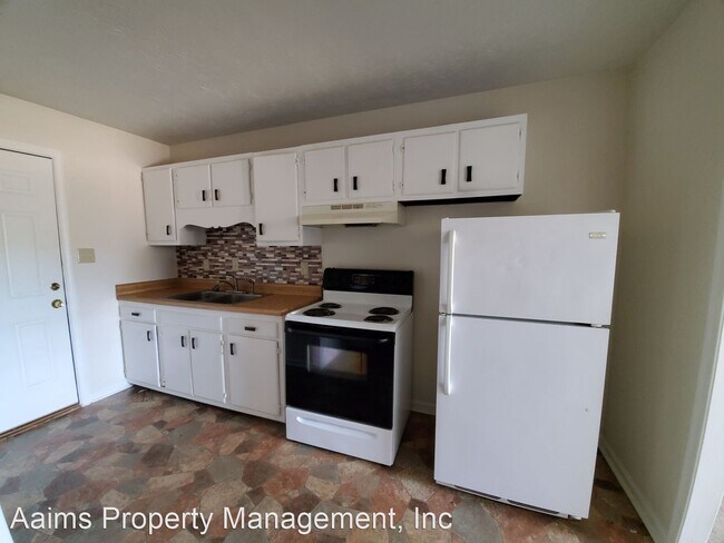 Foto del edificio - 1 br, 1 bath House - 6425-D Applecross Avenue