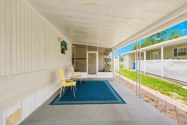 Foto del edificio - 7505 Fairlane Ave