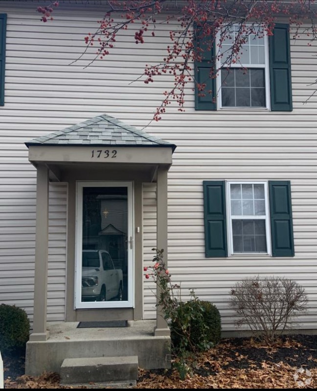 Building Photo - 1732 Ridgebury Dr