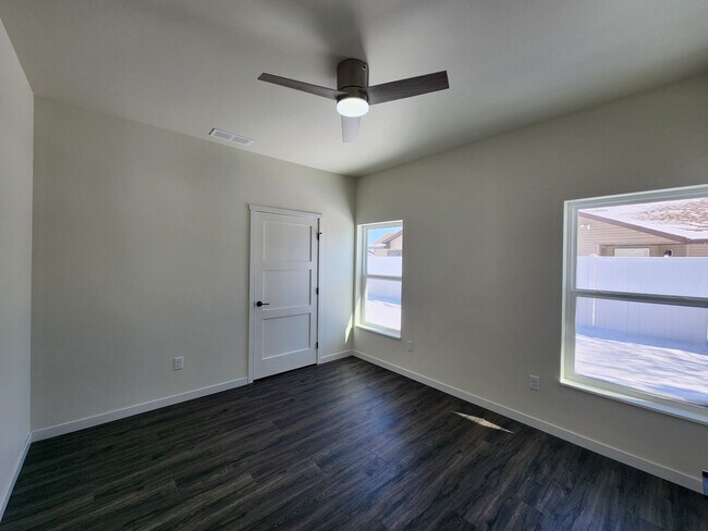 Foto del edificio - 812 7th St SW