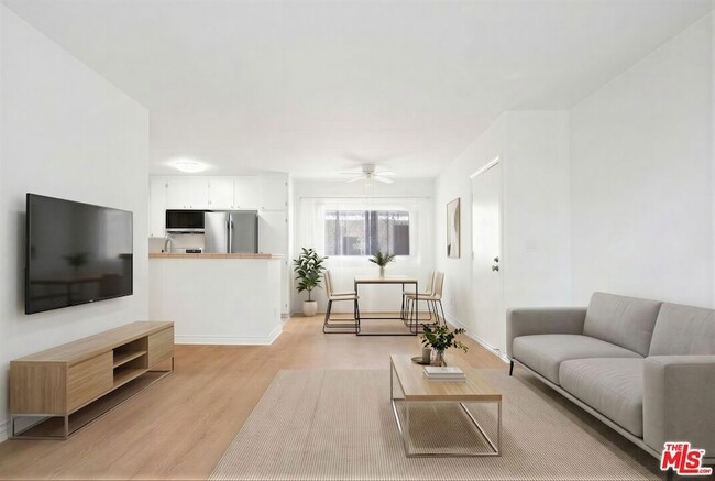 Photo - 9005 Cynthia St House