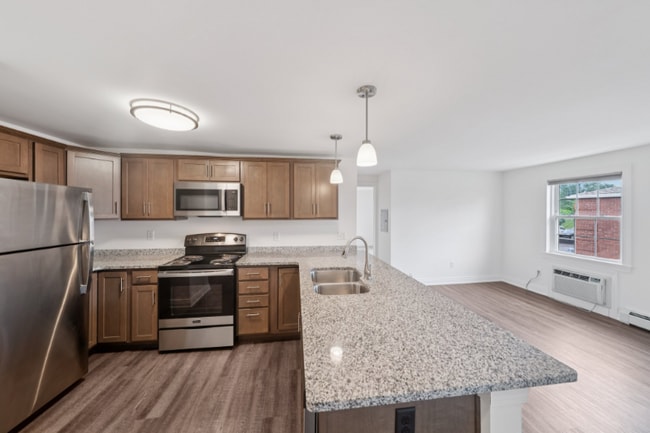 Foto del edificio - 1357-1357 Millersport Hwy