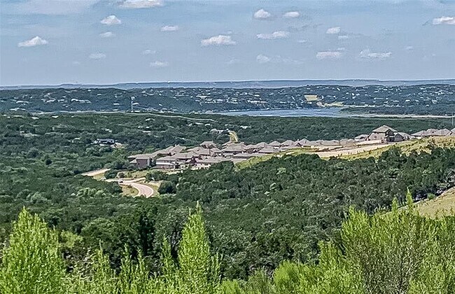 Foto del edificio - 22300 Lago Lookout Ln