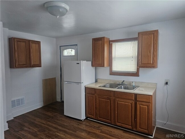 Building Photo - 2003 Virginia Ave