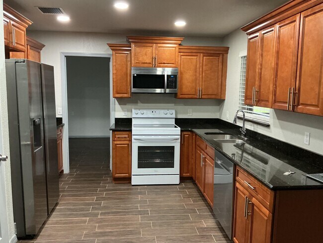 Foto del edificio - 362 SE Thornhill Dr
