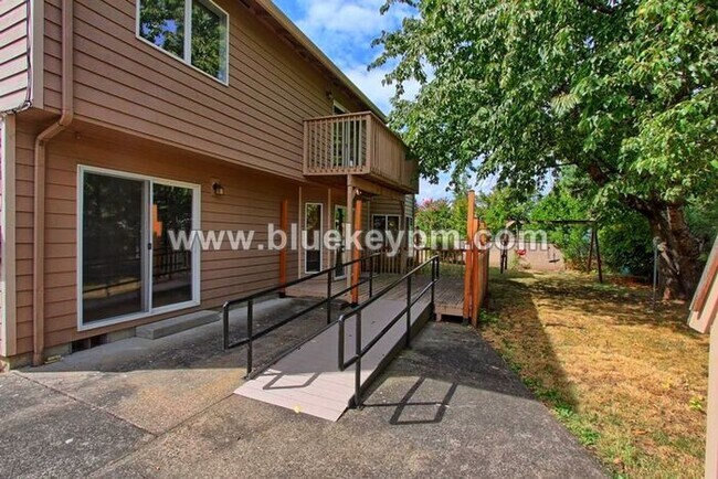 Foto del edificio - 1130 NE 178th Ave