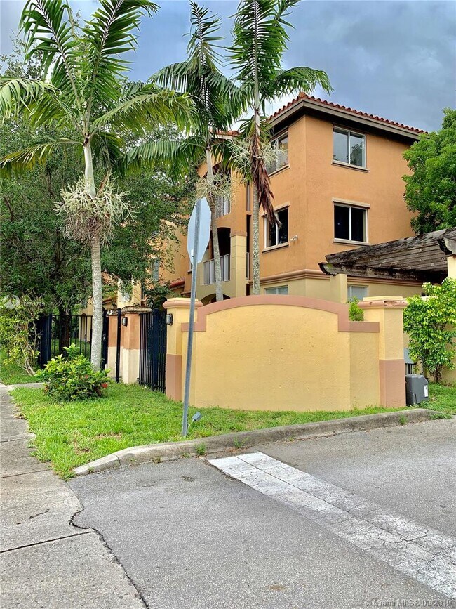 17602 NW 25th Ave, Miami Gardens, FL 33056 Townhouse for Rent in Miami Gardens, FL