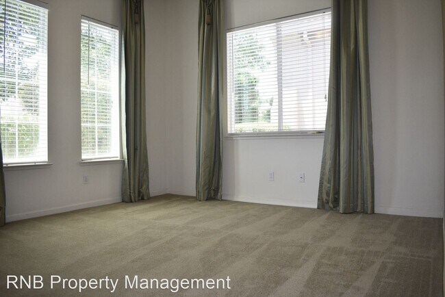 Building Photo - 3 br, 3 bath House - 2009 San Esteban Circle