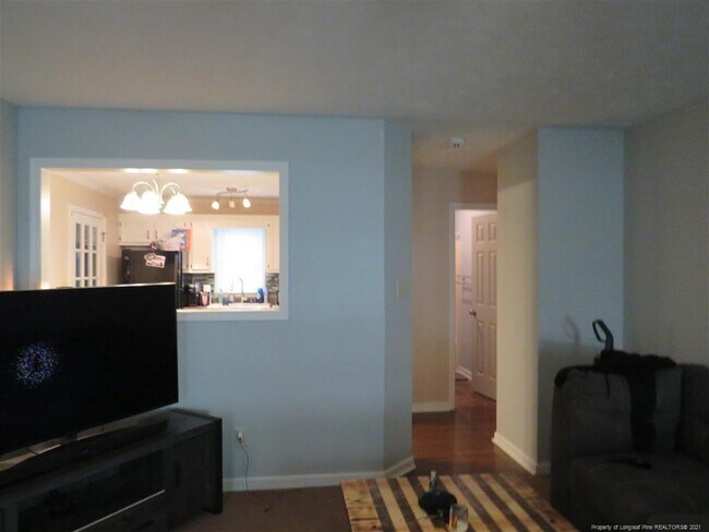 Building Photo - 528 Crooked Creek Ct