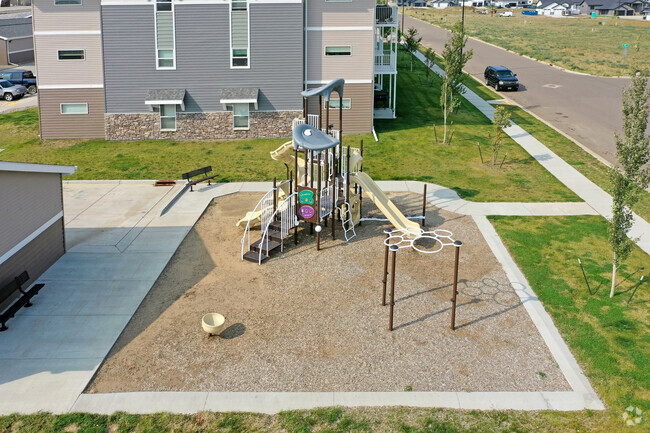 Área de juegos para niños - Prairie Winds Apartments