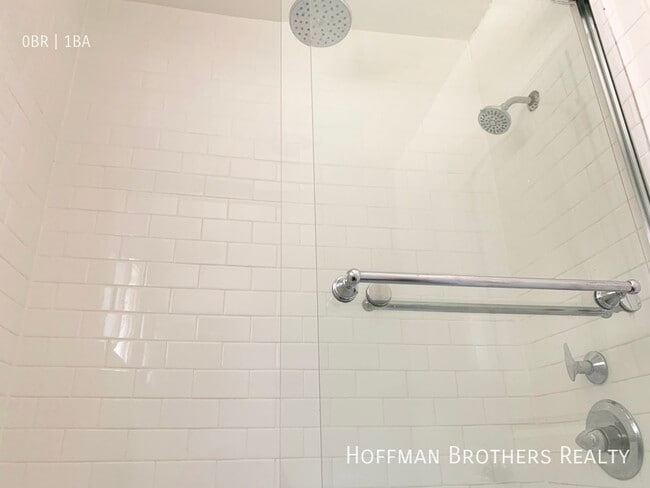 Foto del edificio - 1033 S. Westlake Ave Los Angeles, CA 90006