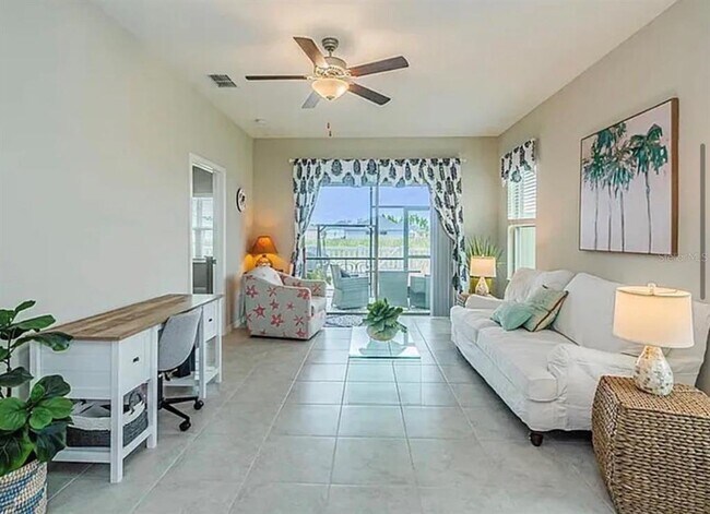 Foto del edificio - 13363 Crest Lake Dr