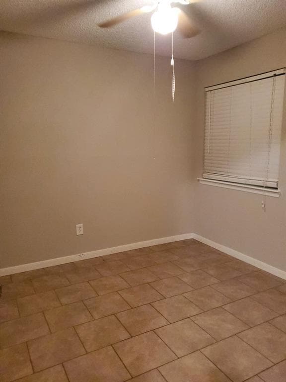 Building Photo - 13634 Carsa Ln