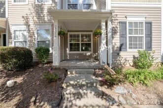 Building Photo - 15316 Crossing Gate Dr