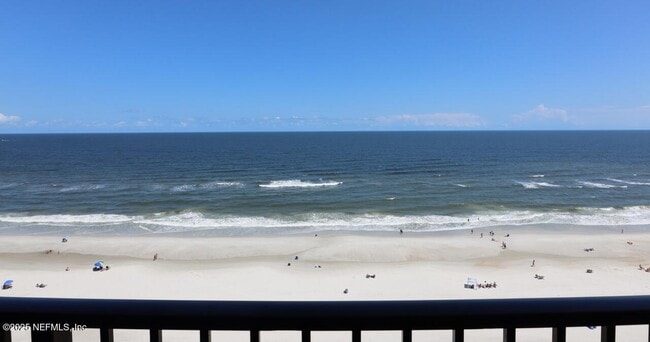 Building Photo - 1301 1st St S