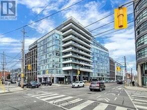 Building Photo - 1190-1190 Dundas St E