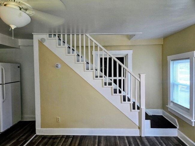 Building Photo - 6107 Old Bethlehem Pike