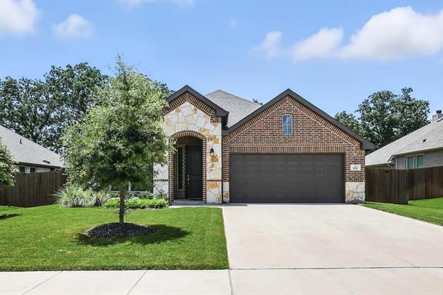 Building Photo - 221 Gardenia Dr