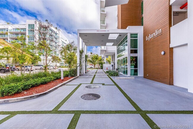 Foto del edificio - 1150 102nd St