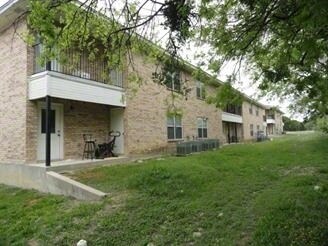 Building Photo - 700 S Amy Ln